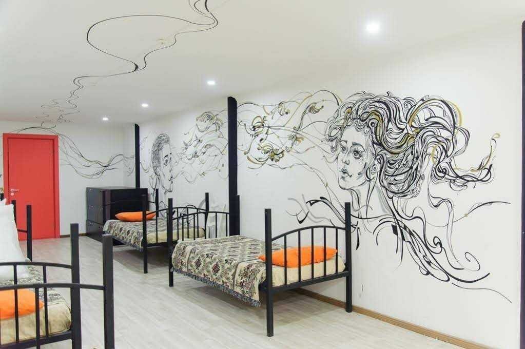 Room for 4 people rasmi